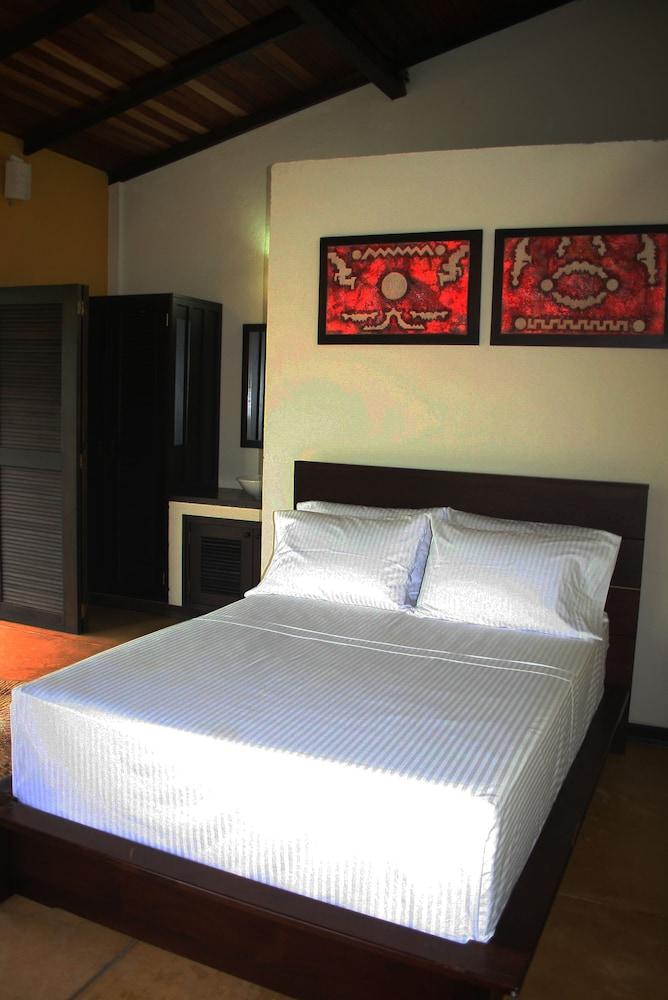 Hotel Amazon Bed And Breakfast Летисия Экстерьер фото