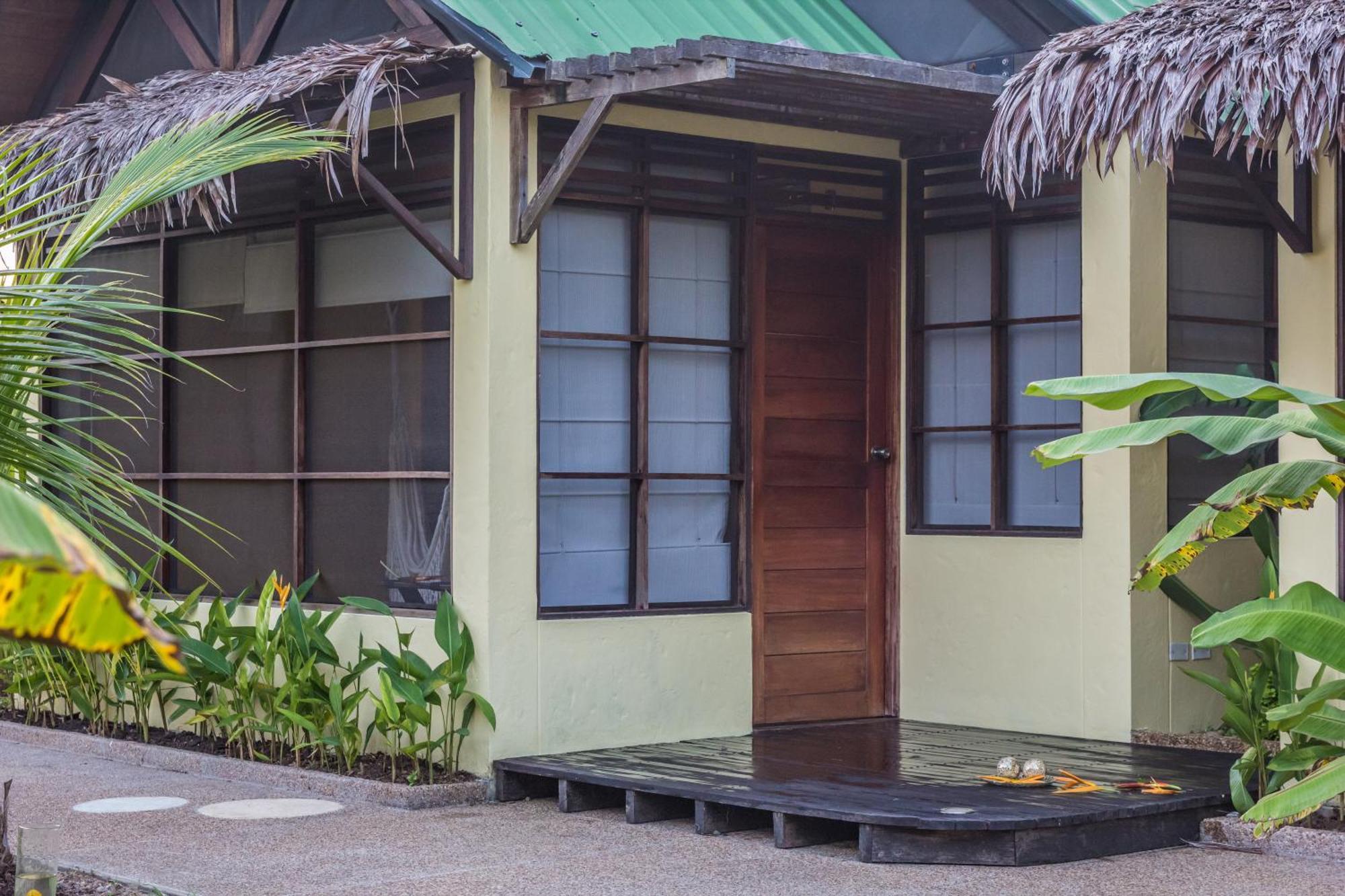 Hotel Amazon Bed And Breakfast Летисия Экстерьер фото