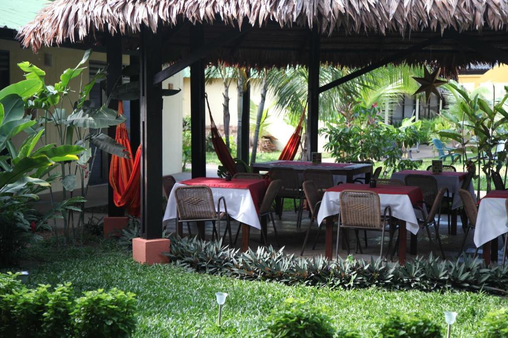 Hotel Amazon Bed And Breakfast Летисия Экстерьер фото